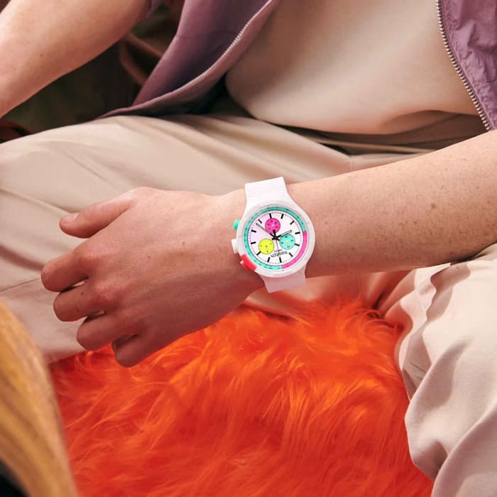Swatch the Purity of Neon – SB06W100 9